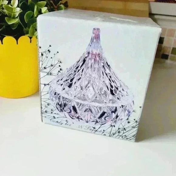 New in Box JONAL Crystal Trinkey/Candy Clear Hershey's Kiss Crytal Candy Dish - Picture 11 of 11